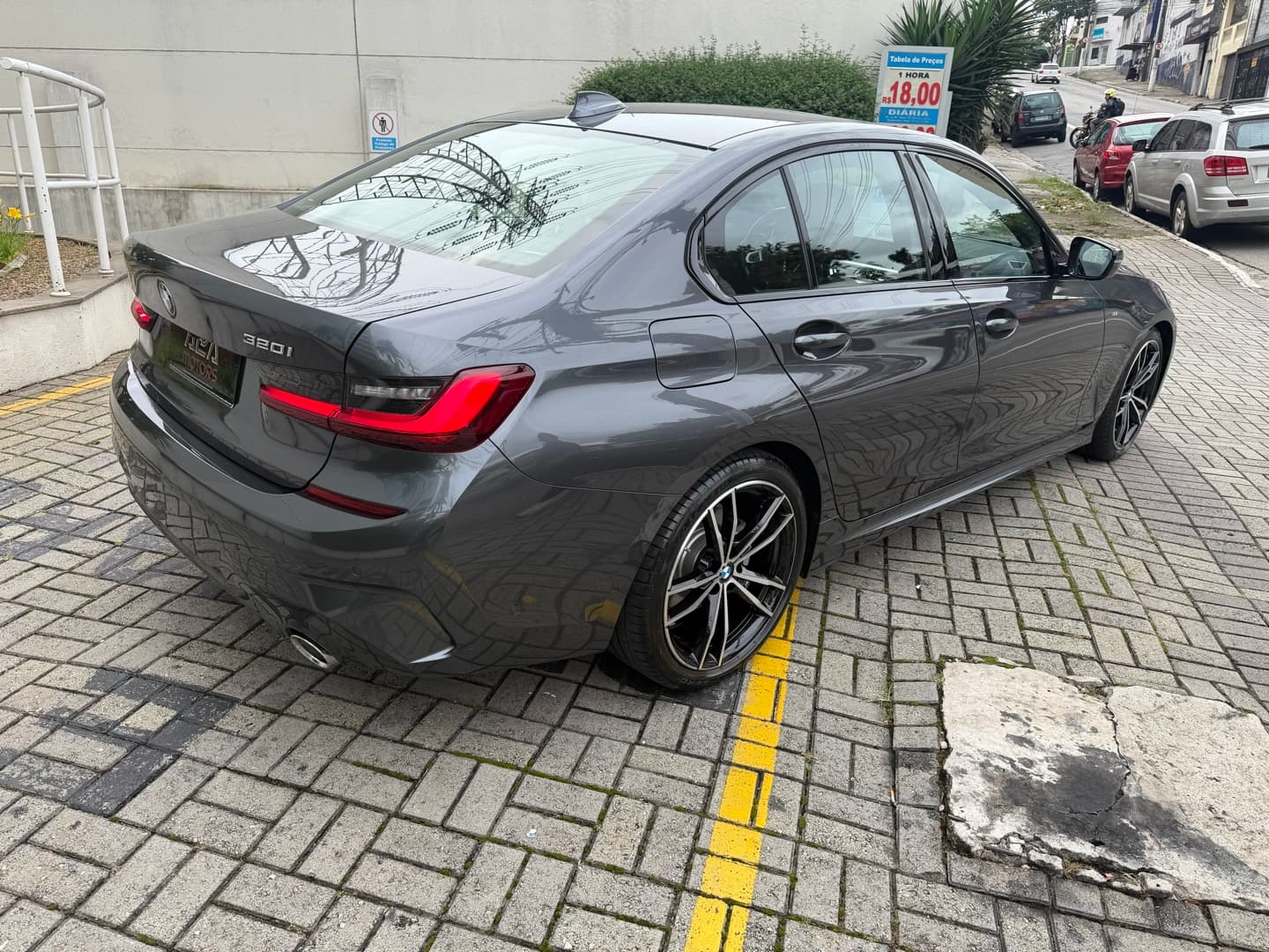 BMW 320I 2.0 16V TURBO FLEX M SPORT AUTOMÁTICO 5