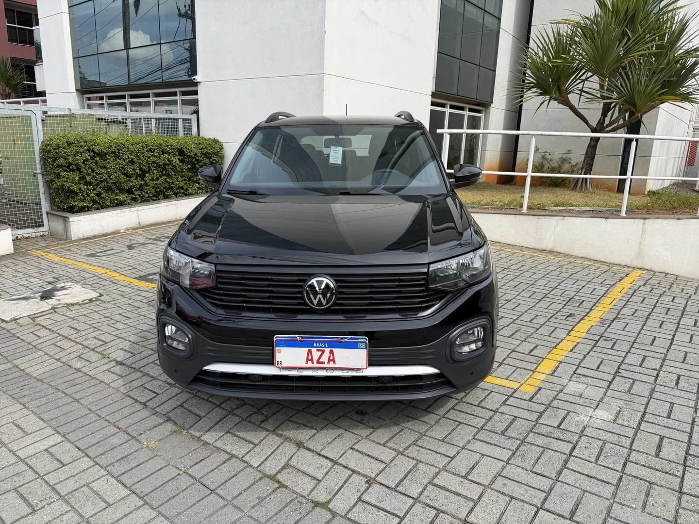 VOLKSWAGEN T-CROSS 1.0 200 TSI TOTAL FLEX AUTOMÁTICO