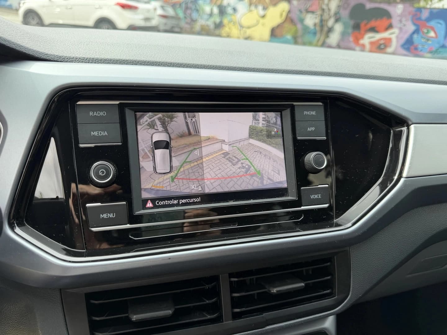 VOLKSWAGEN T-CROSS 1.0 200 TSI TOTAL FLEX AUTOMÁTICO 4