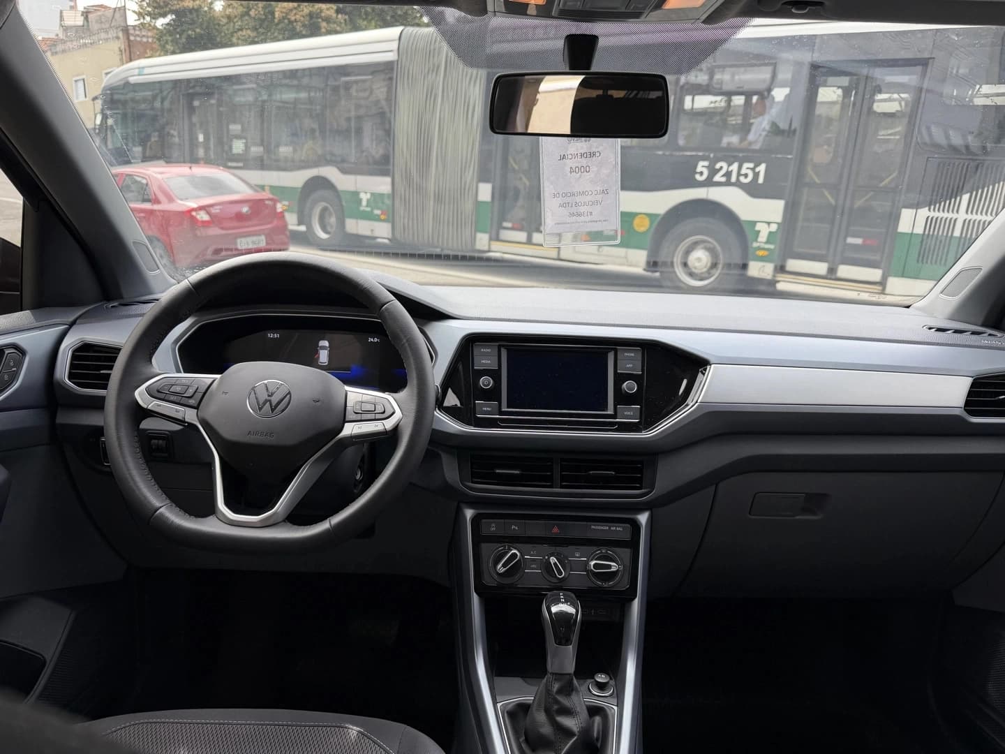 VOLKSWAGEN T-CROSS 1.0 200 TSI TOTAL FLEX AUTOMÁTICO 3