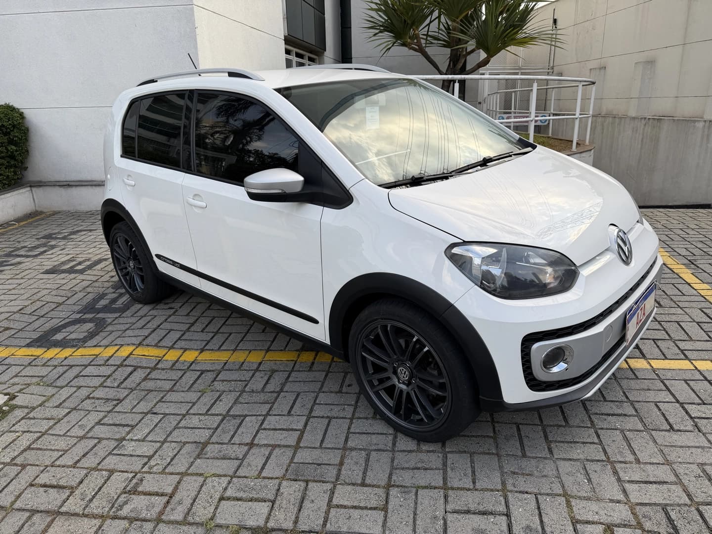 VOLKSWAGEN CROSS UP 1.0 TSI 12V FLEX 4P MANUAL 3