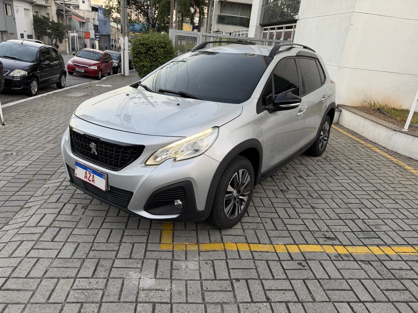 PEUGEOT 2008 1.6 16V FLEX ALLURE PACK 4P AUTOMÁTICO 2