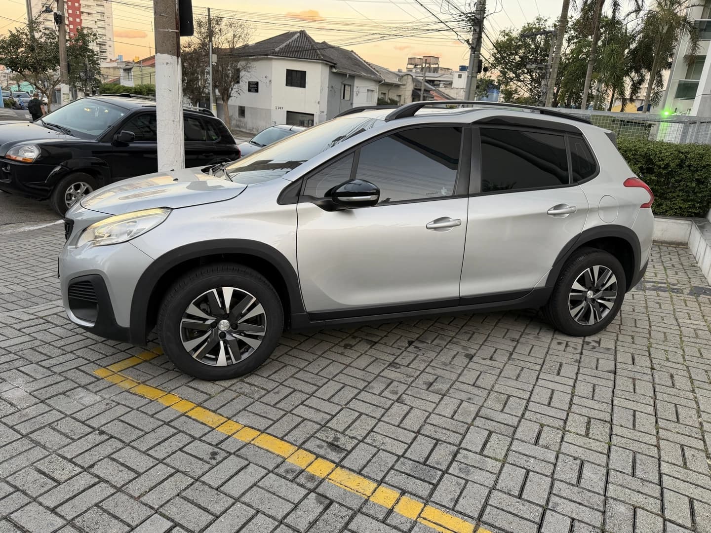 PEUGEOT 2008 1.6 16V FLEX ALLURE PACK 4P AUTOMÁTICO 4