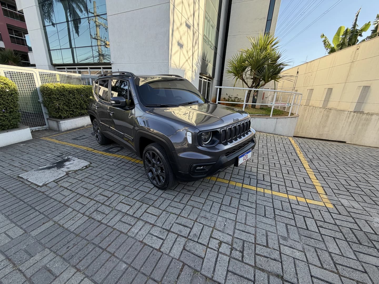 JEEP RENEGADE 1.3 T270 TURBO FLEX S 4X4 AT9 3