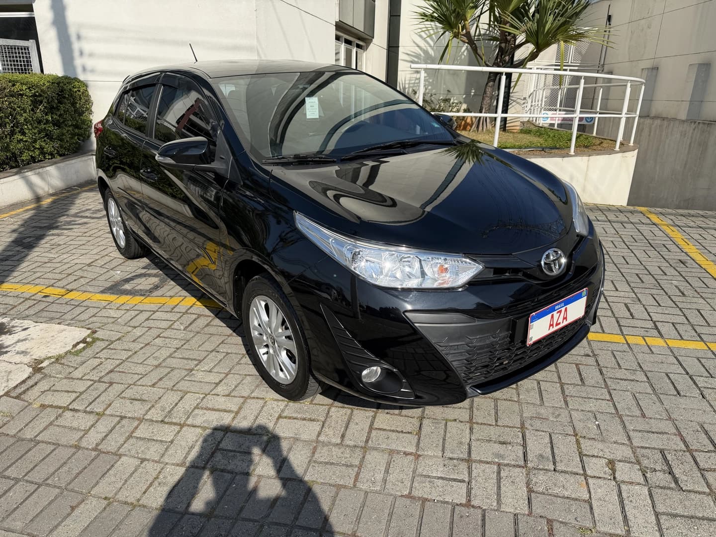 TOYOTA YARIS 1.3 16V FLEX XL PLUS TECH MULTIDRIVE 3