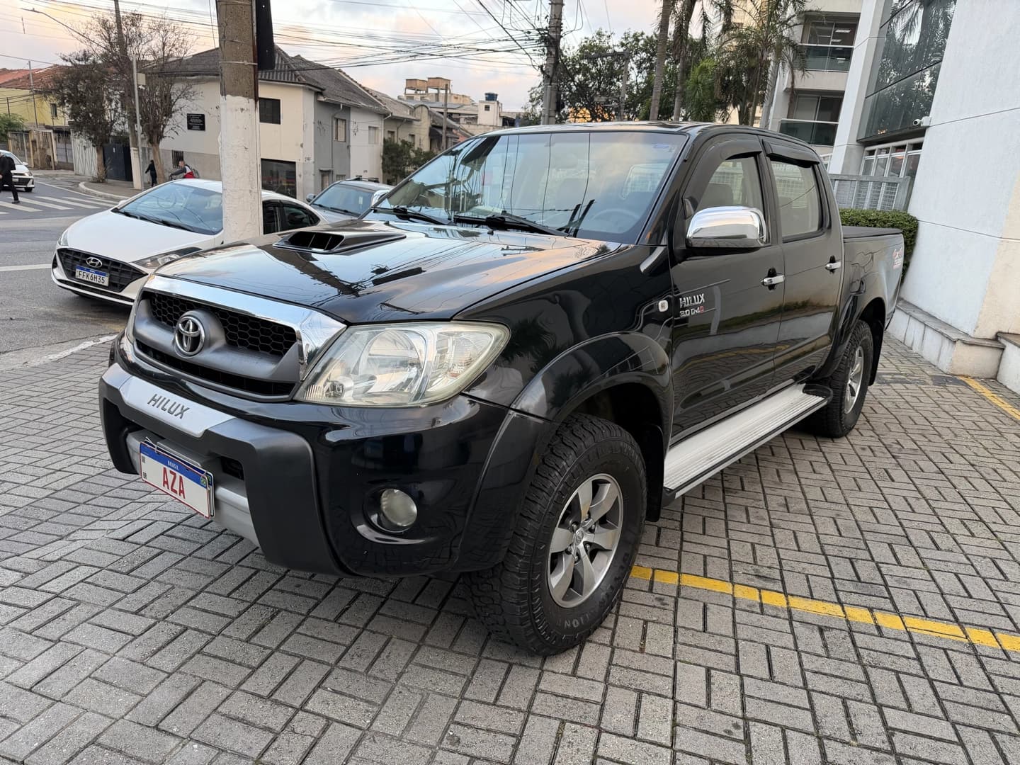TOYOTA HILUX 3.0 SRV 4X4 CD 16V TURBO INTERCOOLER DIESEL 4P MANUAL 2