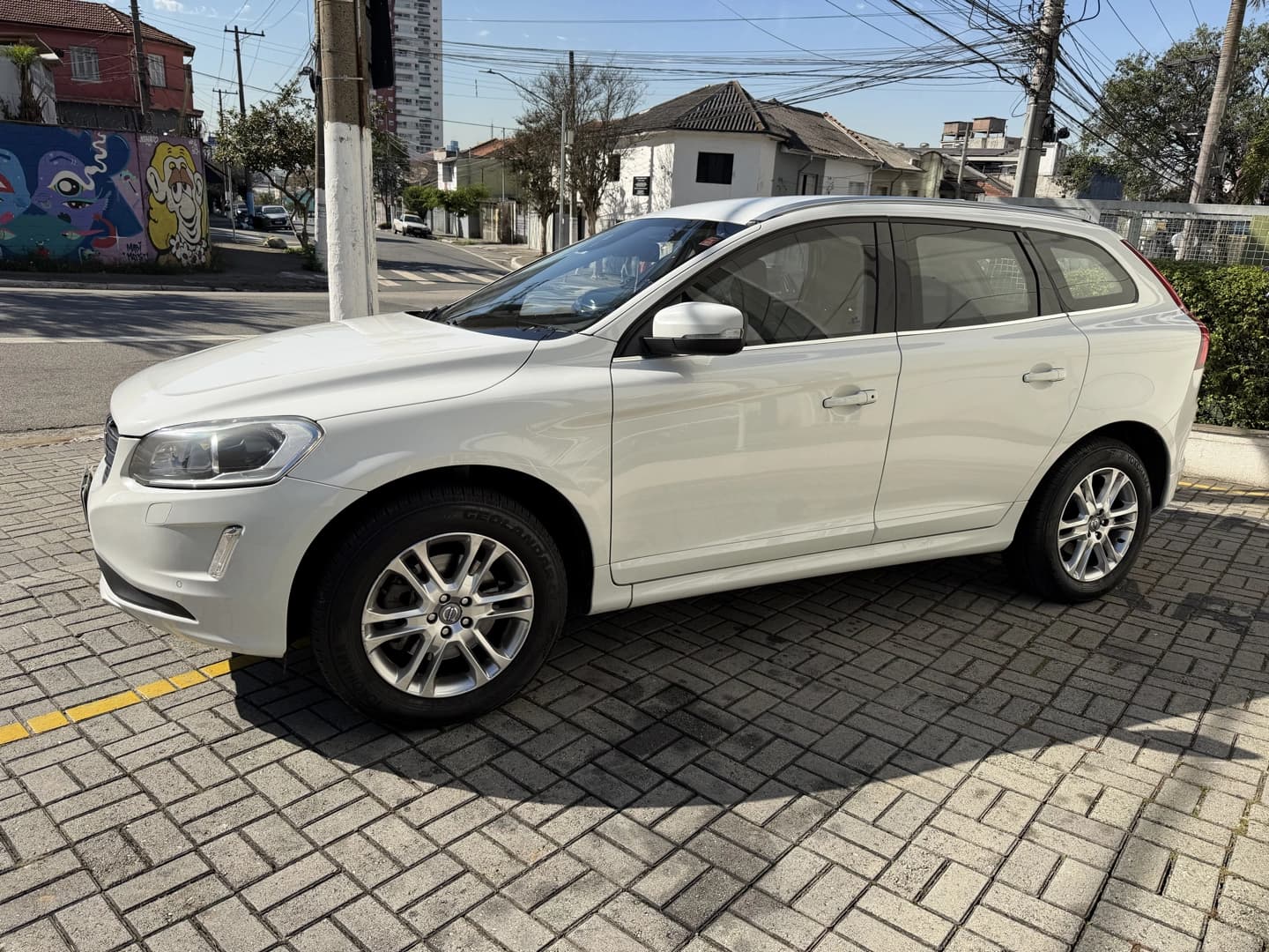 VOLVO XC60 2.0 T5 DYNAMIC FWD TURBO GASOLINA 4P AUTOMÁTICO 4