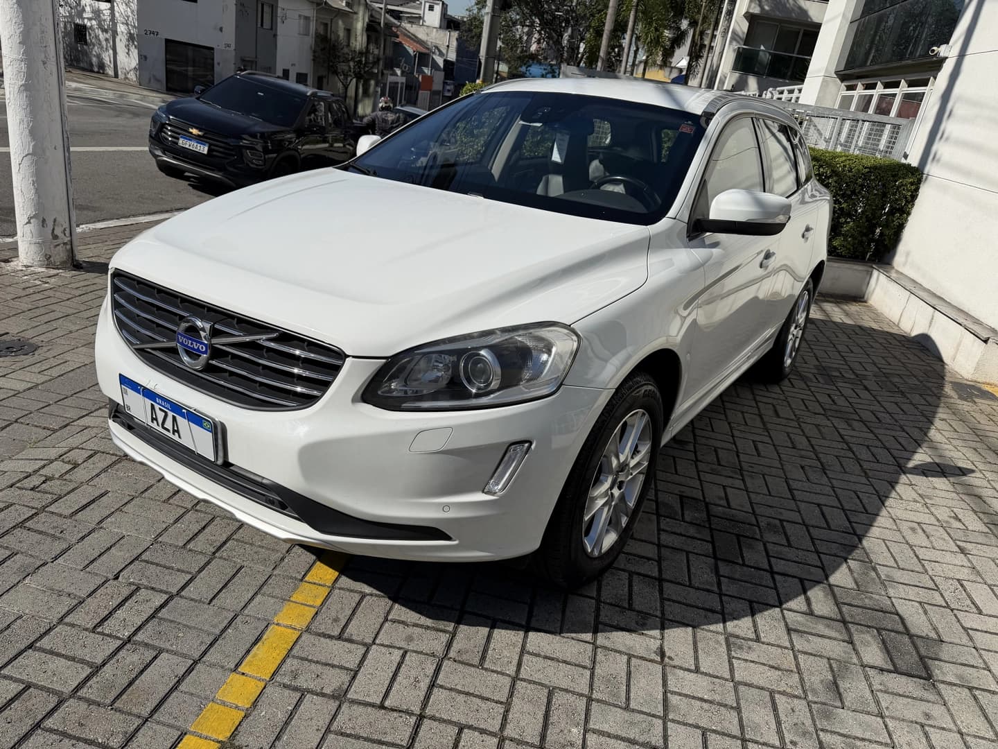 VOLVO XC60 2.0 T5 DYNAMIC FWD TURBO GASOLINA 4P AUTOMÁTICO 2