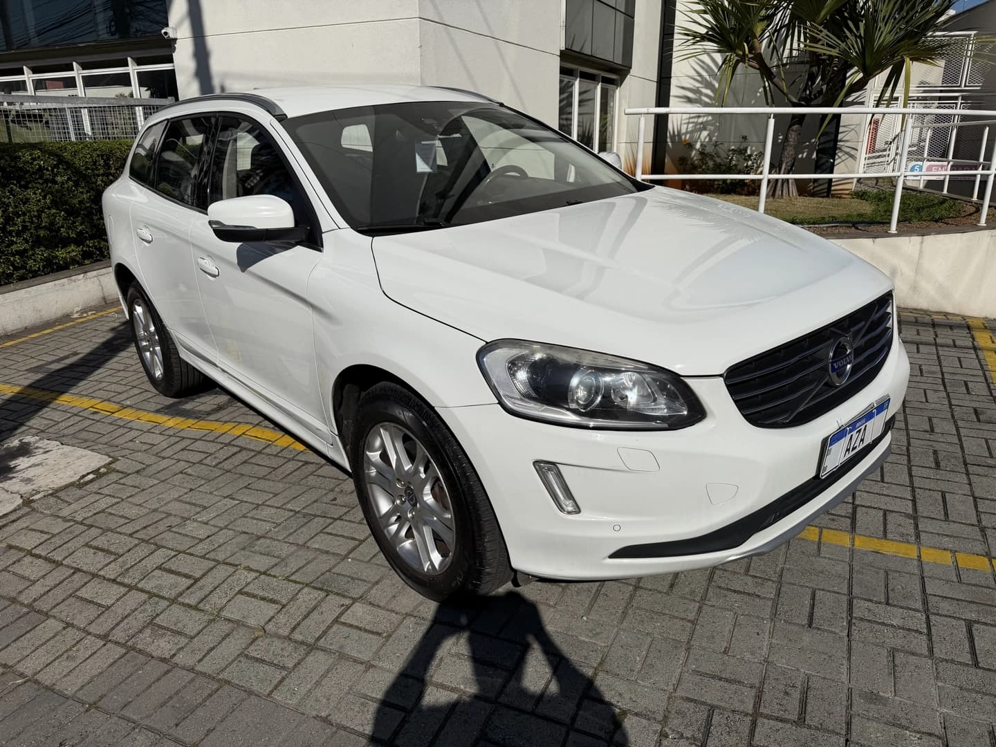 VOLVO XC60 2.0 T5 DYNAMIC FWD TURBO GASOLINA 4P AUTOMÁTICO 3