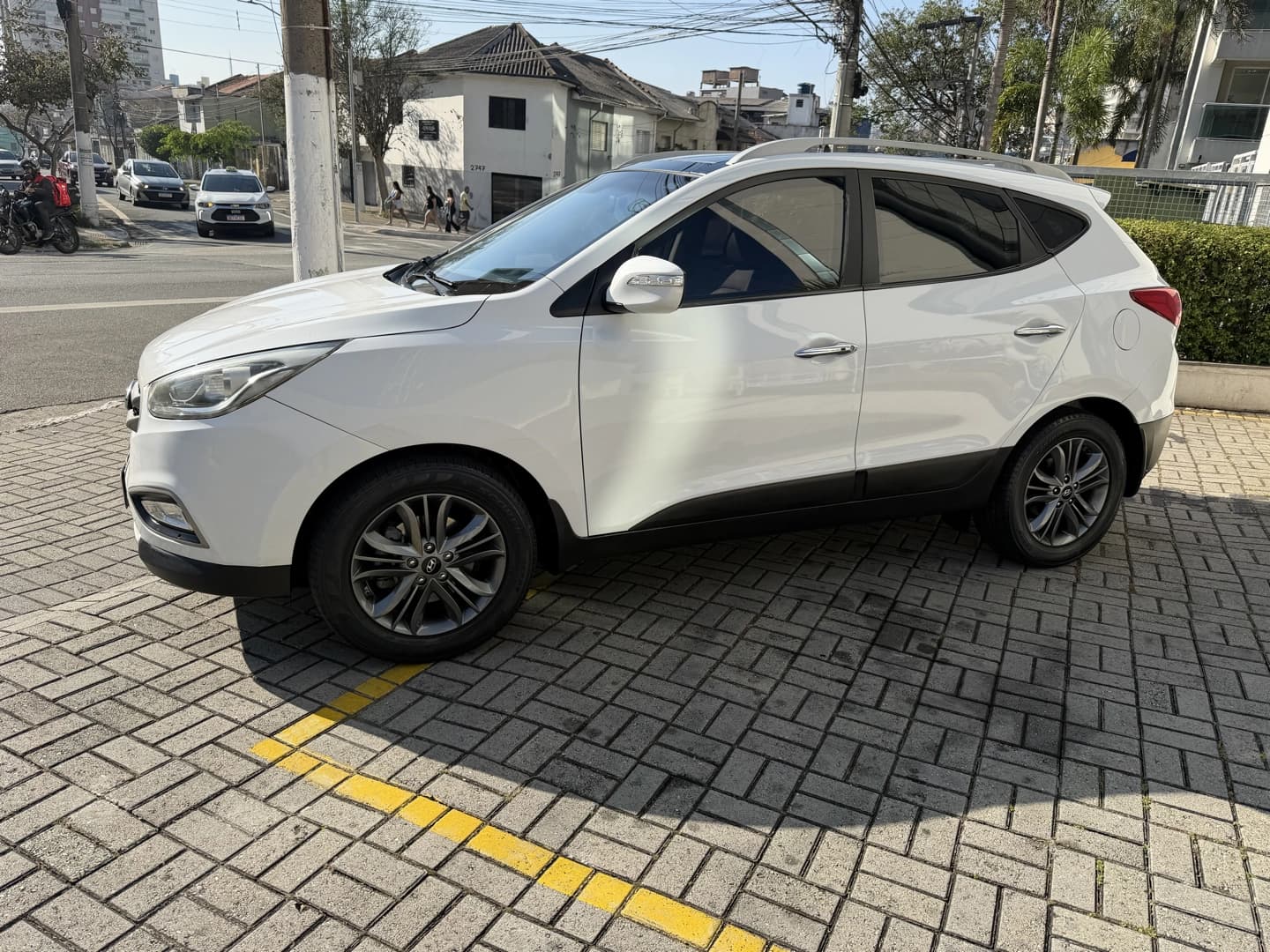 HYUNDAI IX35 2.0 MPFI GLS 16V FLEX 4P AUTOMÁTICO 2