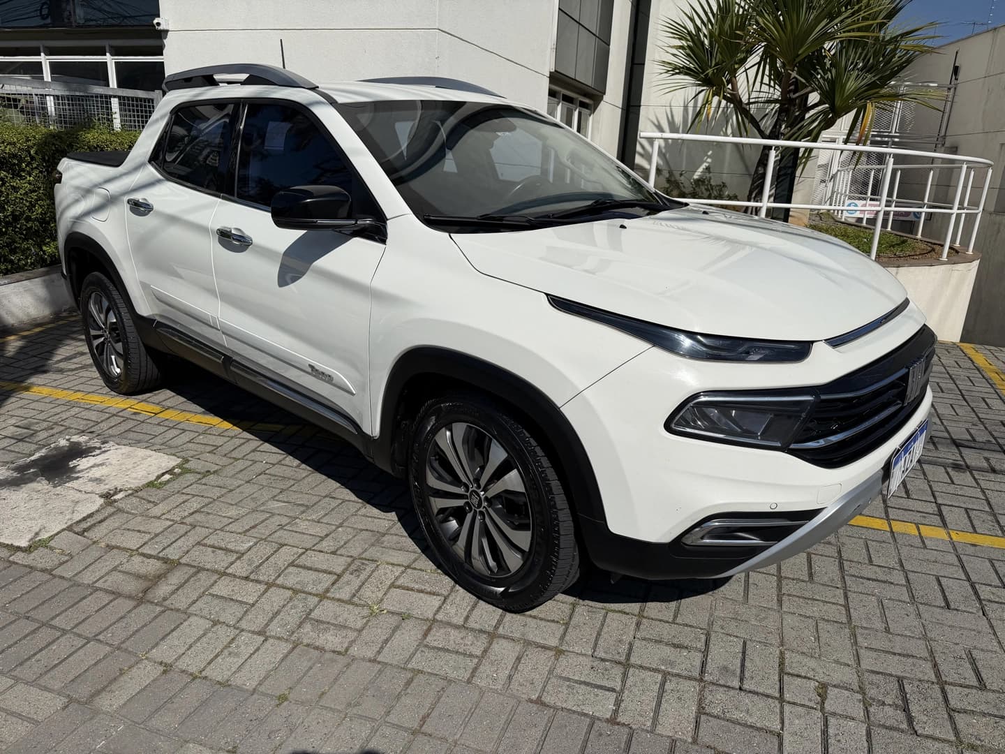 FIAT TORO 2.0 16V TURBO DIESEL VOLCANO 4WD AT9 2