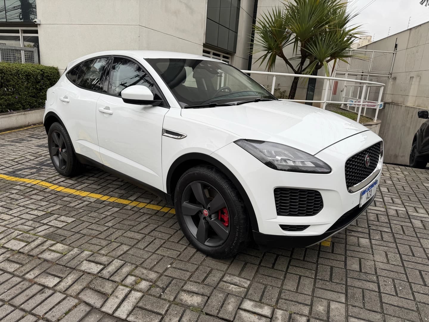 JAGUAR E-PACE 2.0 16V P250 FLEX PURE AWD AUTOMÁTICO 3