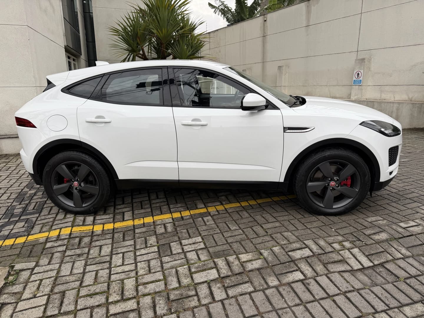 JAGUAR E-PACE 2.0 16V P250 FLEX PURE AWD AUTOMÁTICO 5