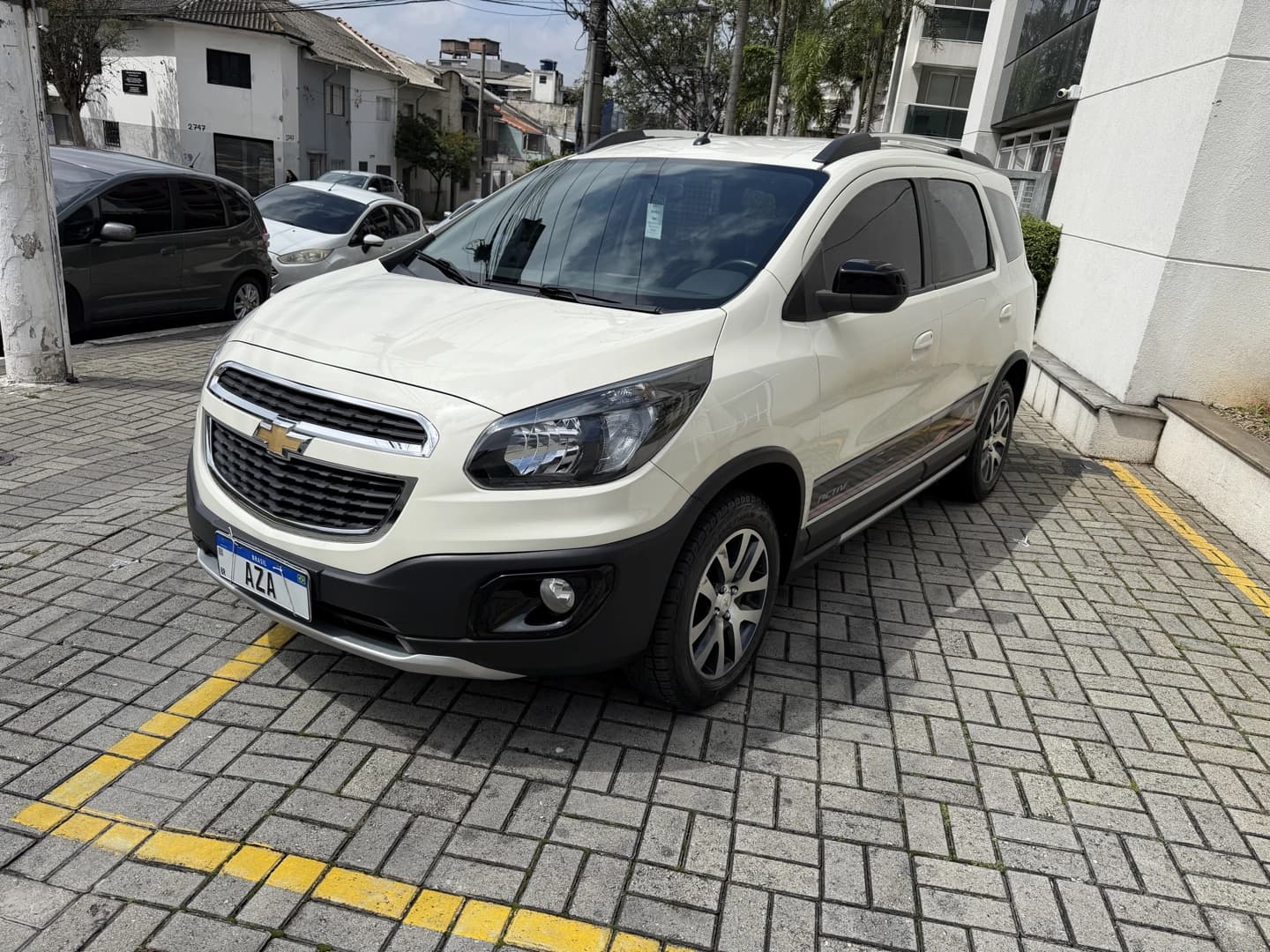 CHEVROLET SPIN 1.8 ACTIV 8V FLEX 4P AUTOMÁTICO 2